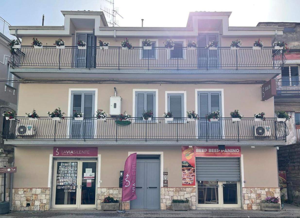 B&B Dell'Infopoint-La Via Silente Castelnuovo Cilento Dış mekan fotoğraf