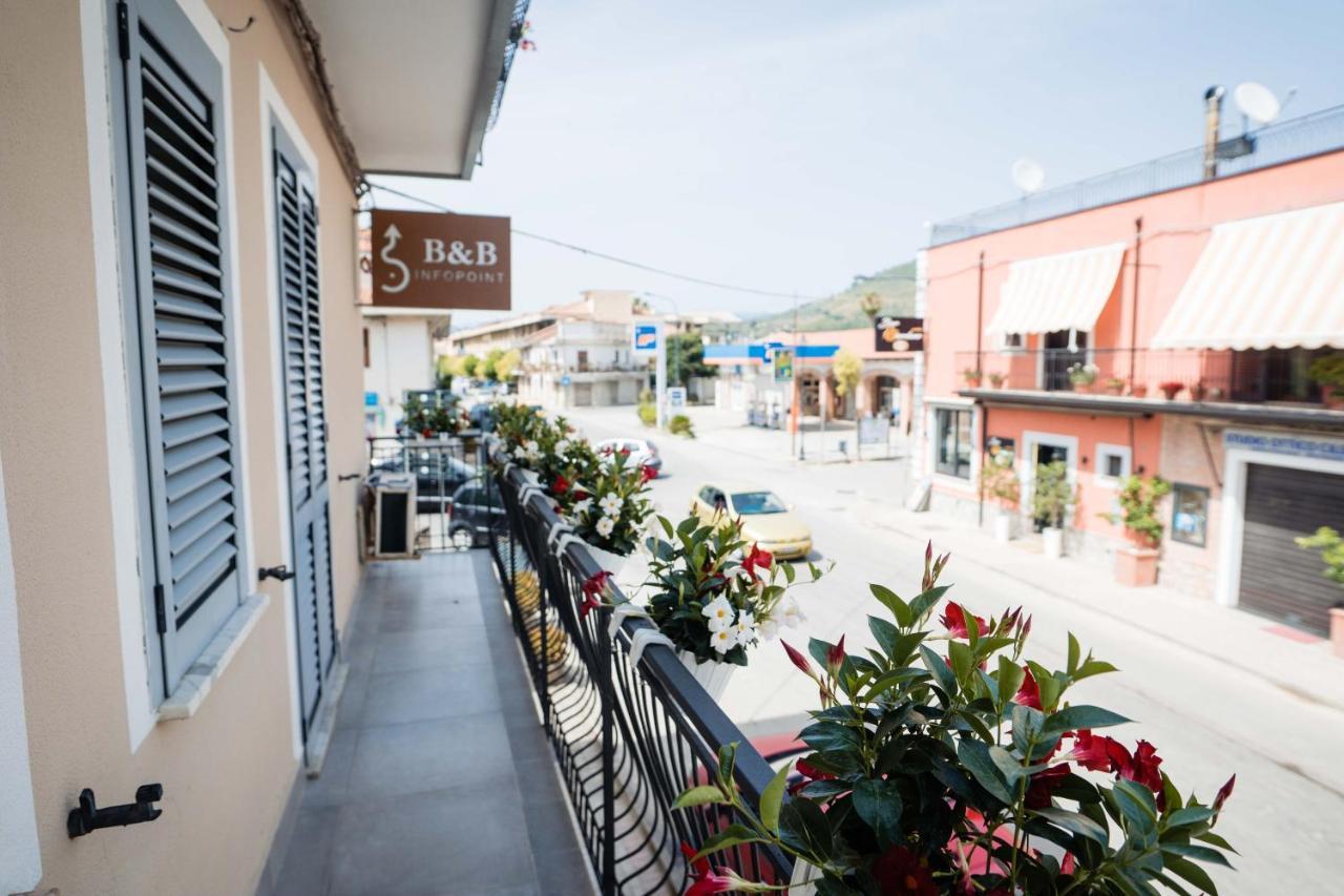 B&B Dell'Infopoint-La Via Silente Castelnuovo Cilento Dış mekan fotoğraf