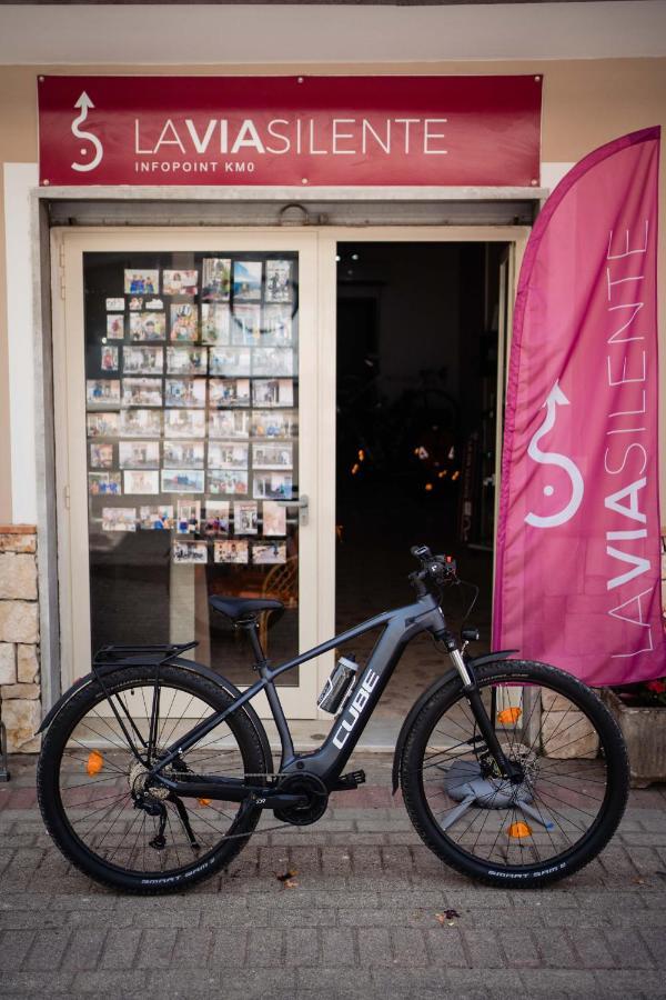 B&B Dell'Infopoint-La Via Silente Castelnuovo Cilento Dış mekan fotoğraf